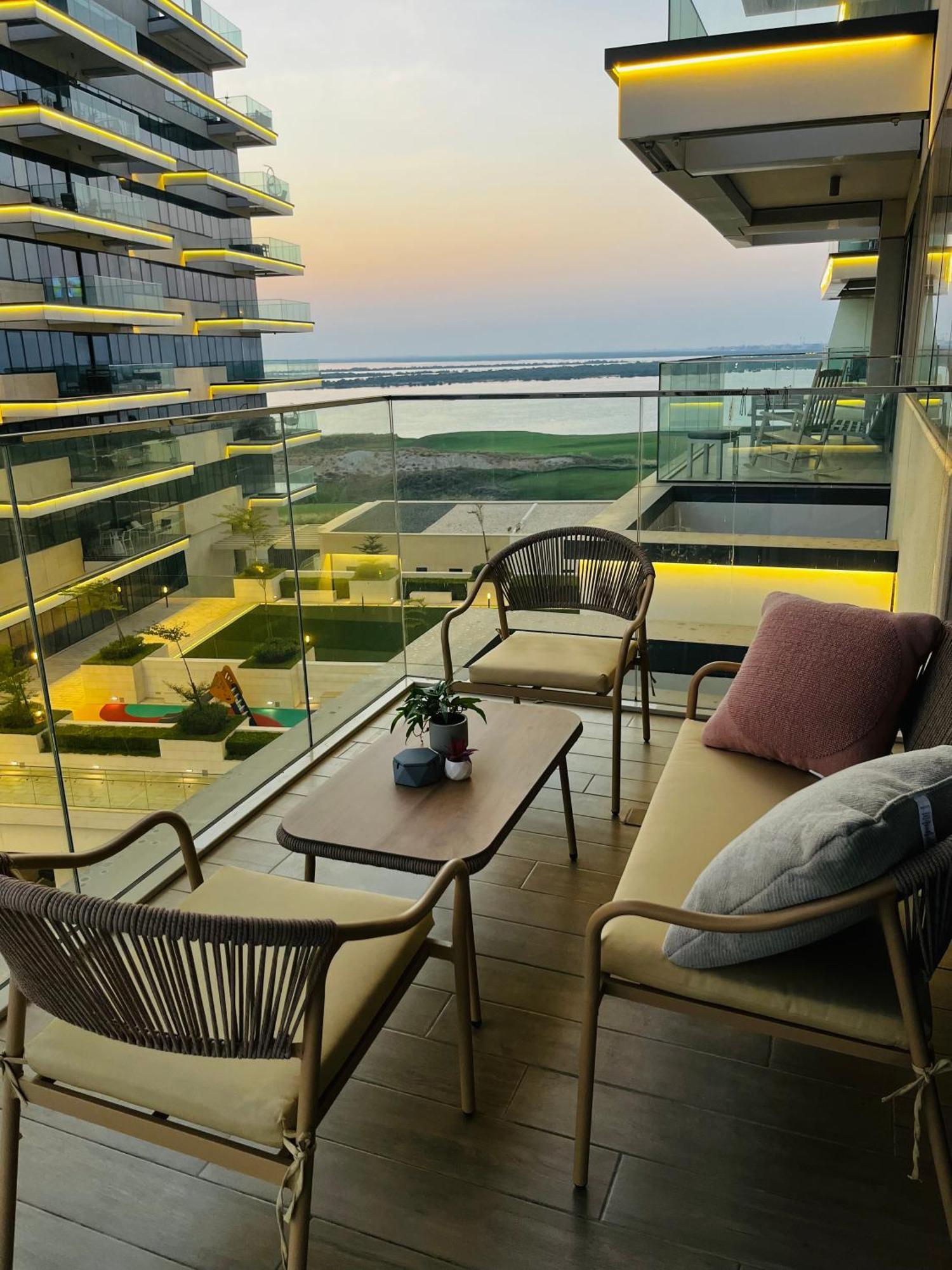 Spectacular Corner At Yas - Private *